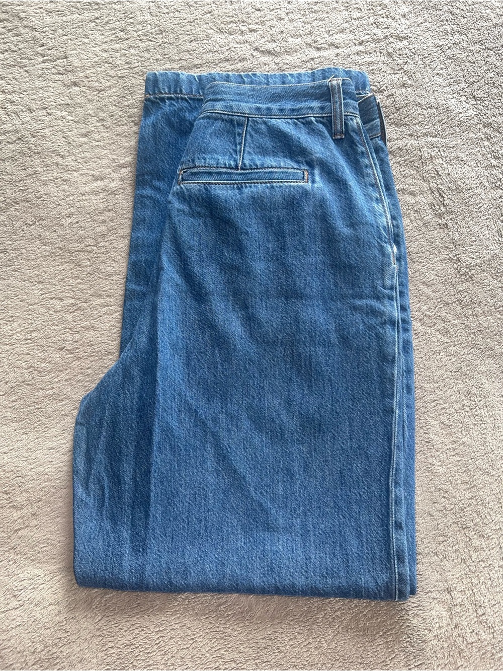 Madewell Baggy Pleated Straight Leg Jeans - Blue Denim - Picture 5 of 8